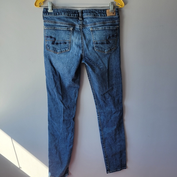American Eagle Long Mid-Rise Skinny Jeans sz 6 - Picture 3 of 10
